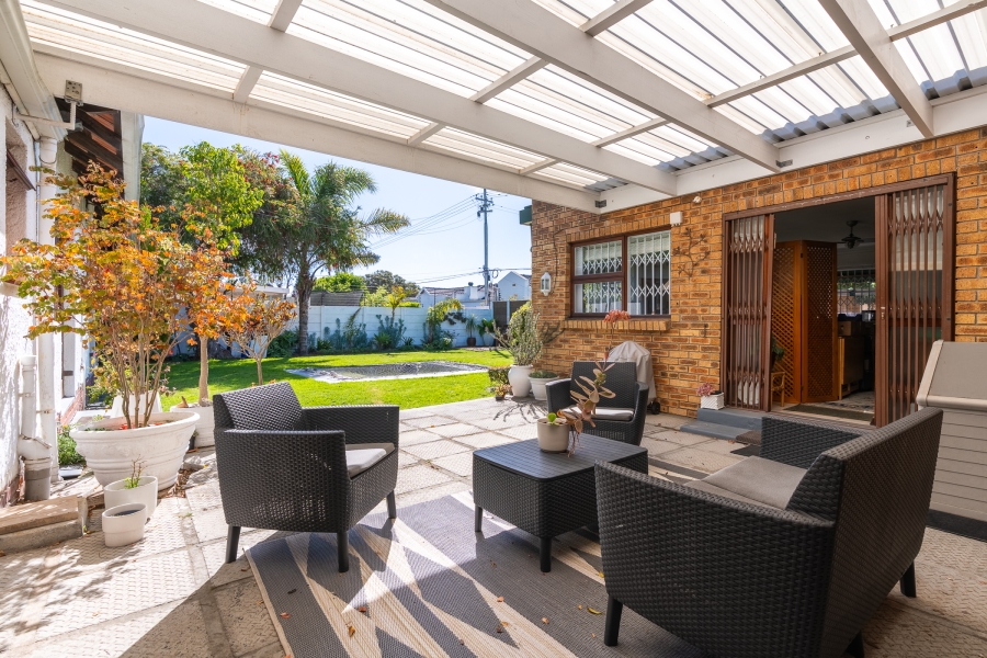3 Bedroom Property for Sale in Pinelands Western Cape
